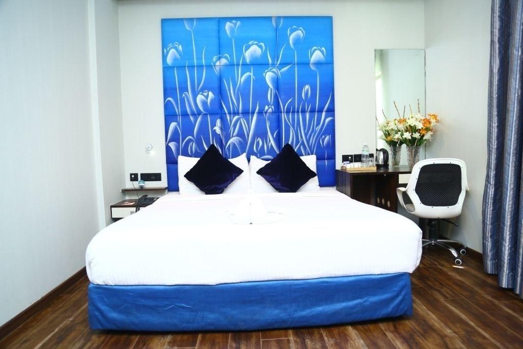 The Spring Hotel Madras Buitenkant foto